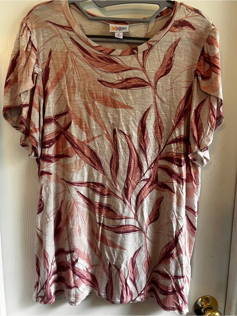LuLaRoe Short Sleeve Leaf Print Olive Top - Blush, Mauve, Cream